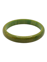 Load image into Gallery viewer, 1940s Marbled Green Bakelite Bangle
