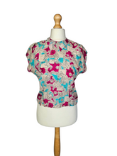 Load image into Gallery viewer, 1940s Pink, Blue, Black and White Novelty Print Blouse
