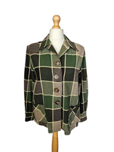 Load image into Gallery viewer, 1940s Green, Beige and Brown Pendleton Jacket
