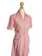 Load image into Gallery viewer, 1940s Pink Moygashel Zip Front Dress
