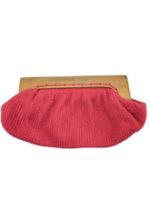 Load image into Gallery viewer, 1940s Hot Pink Knitted Clutch Bag With Wooden Frame
