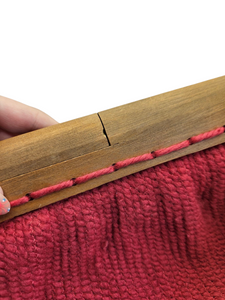 1940s Hot Pink Knitted Clutch Bag With Wooden Frame