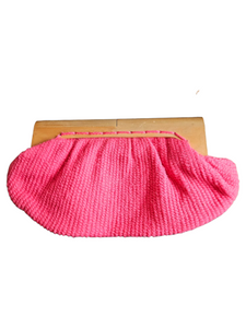1940s Hot Pink Knitted Clutch Bag With Wooden Frame