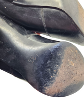 Load image into Gallery viewer, 1940s Black Leather Court Shoes
