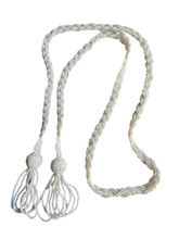 Load image into Gallery viewer, 1940s Off White Beaded Tassel Belt
