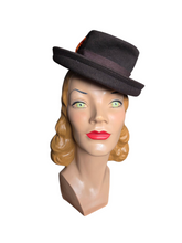 Load image into Gallery viewer, 1940s Brown Felt Cut Out Hat With Orange Feather
