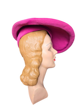 Load image into Gallery viewer, 1940s/1950s Bright Pink Halo Hat
