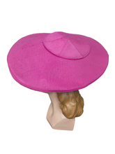 Load image into Gallery viewer, 1940s/1950s Bright Pink Halo Hat
