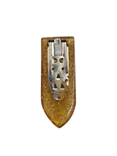 Load image into Gallery viewer, 1940s Apple Juice Confetti Bakelite Dress Clip
