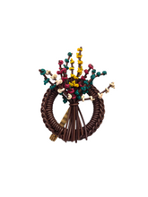 Load image into Gallery viewer, 1940s Brown Make Do and Mend Wirework Brooch

