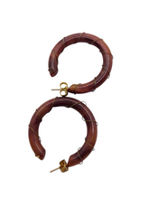 Load image into Gallery viewer, 1940s Brown Bakelite and Wire Hoop Earrings
