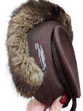 Load image into Gallery viewer, 1940s Brown Fur Studded Hat

