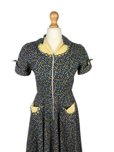 Load image into Gallery viewer, 1940s Black and Yellow Floral Zip Front Dress
