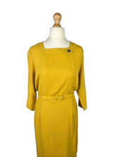 Load image into Gallery viewer, Late 1950s/1960s Yellow Dress
