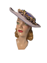 Load image into Gallery viewer, 1940s Lilac Straw/Raffia Hat With Flowers
