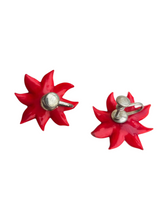 Load image into Gallery viewer, 1940s Celluloid Poinsettia Earrings (A)
