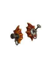 Load image into Gallery viewer, 1940s Celluloid Brown Holly Earrings (A)
