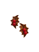 Load image into Gallery viewer, 1940s Celluloid Brown Holly Earrings (B)
