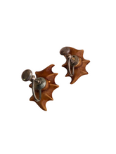 Load image into Gallery viewer, 1940s Celluloid Brown Holly Earrings (B)
