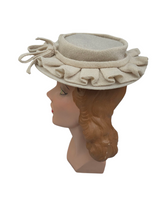 Load image into Gallery viewer, 1940s Off White Straw/Raffia Tilt Hat
