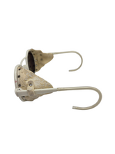 Load image into Gallery viewer, 1940s Off White Leather Side Sunglasses
