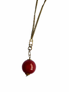 1930s Rolled Wire Dark Red Bakelite Ball Necklace