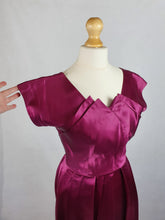 Load image into Gallery viewer, 1950s Magenta Pink Liquid Satin Dress With Pleats and Layered Collar
