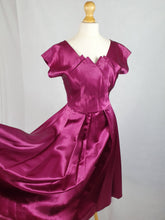 Load image into Gallery viewer, 1950s Magenta Pink Liquid Satin Dress With Pleats and Layered Collar
