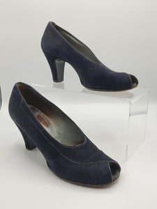 1940s Navy Suede Peep Toe Court Shoes