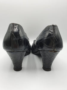 Late 1940s Black Mock Croc Court Shoes