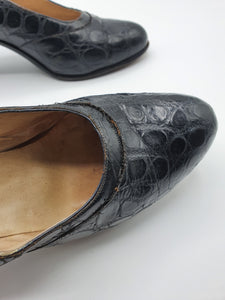 Late 1940s Black Mock Croc Court Shoes