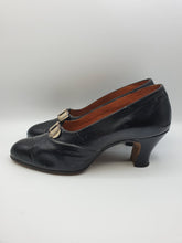 Load image into Gallery viewer, 1930s Black Leather Shoes With Mock Snakeskin Buckle Front
