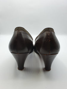 1940s Chocolate Brown Court Shoes