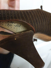 Load image into Gallery viewer, 1930s/1940s Brown Suede Shoes With Punched Holes and Ribbon Laces
