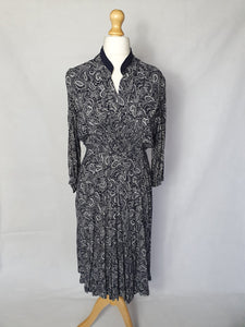 1940s Navy Blue and White Paisley Print Dress