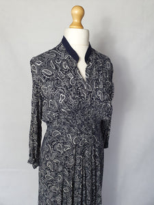 1940s Navy Blue and White Paisley Print Dress