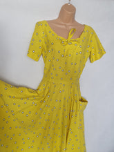 Load image into Gallery viewer, 1950s Rare Horrockses Yellow, Black and White Spotty Print Dress
