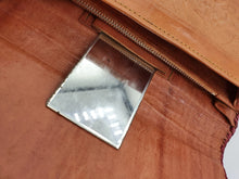 Load image into Gallery viewer, 1930s Tan and Red Egyptian Tourist Clutch Bag
