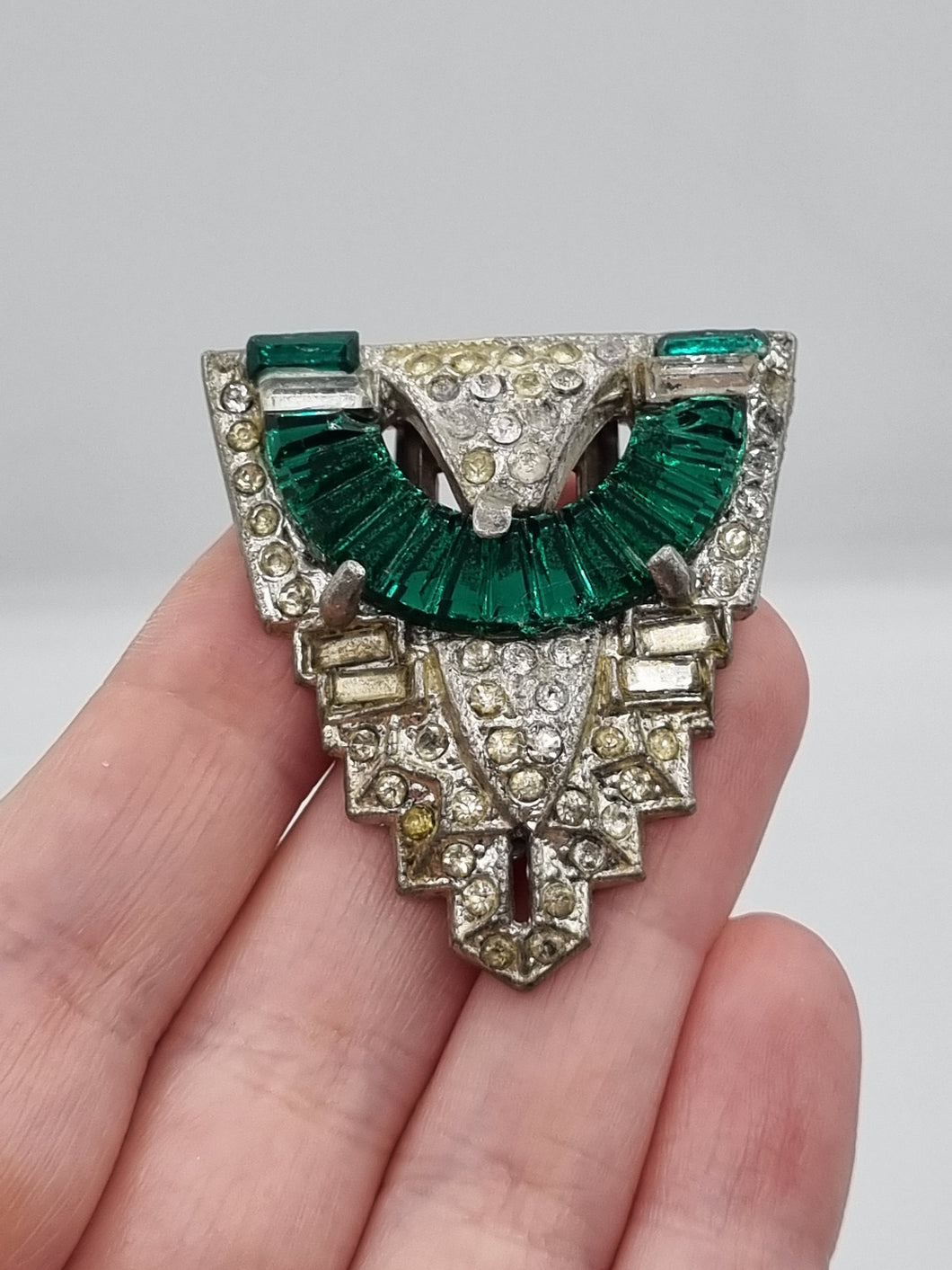 1930s Art Deco Green Glass Dress Clip