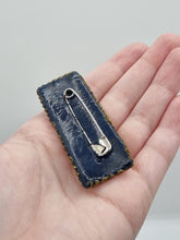 Load image into Gallery viewer, 1940s Make Do and Mend Flower Brooch
