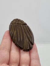 Load image into Gallery viewer, 1940s Chocolate Brown Carved Bakelite Brooch
