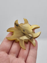 Load image into Gallery viewer, 1940s Carved Horn Edelweiss Brooch
