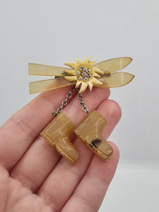 1930s Horn Austrian Edelweiss Skis Boots Brooch