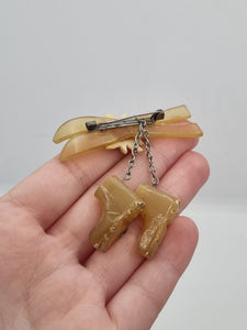 1930s Horn Austrian Edelweiss Skis Boots Brooch