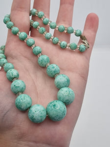 1930s Deco Green Peking Glass Necklace