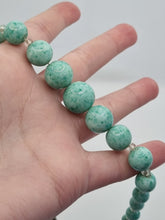 Load image into Gallery viewer, 1930s Deco Green Peking Glass Necklace
