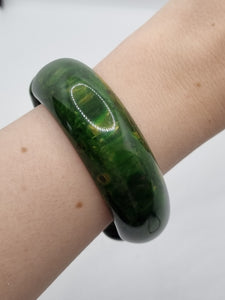 1940s Marbled Chunky Green Clamper Bangle