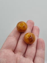 Load image into Gallery viewer, 1940s/1950s French Honey/Caramel/Orange Marbled Bakelite Earrings
