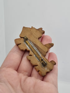 1940s Double Carved Wood Dog Brooch