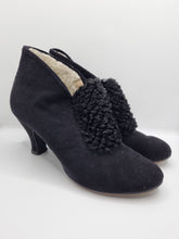 Load image into Gallery viewer, 1940s Black Suede and Astrakhan Boots
